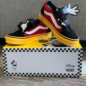Disney Vans- Old Skool V